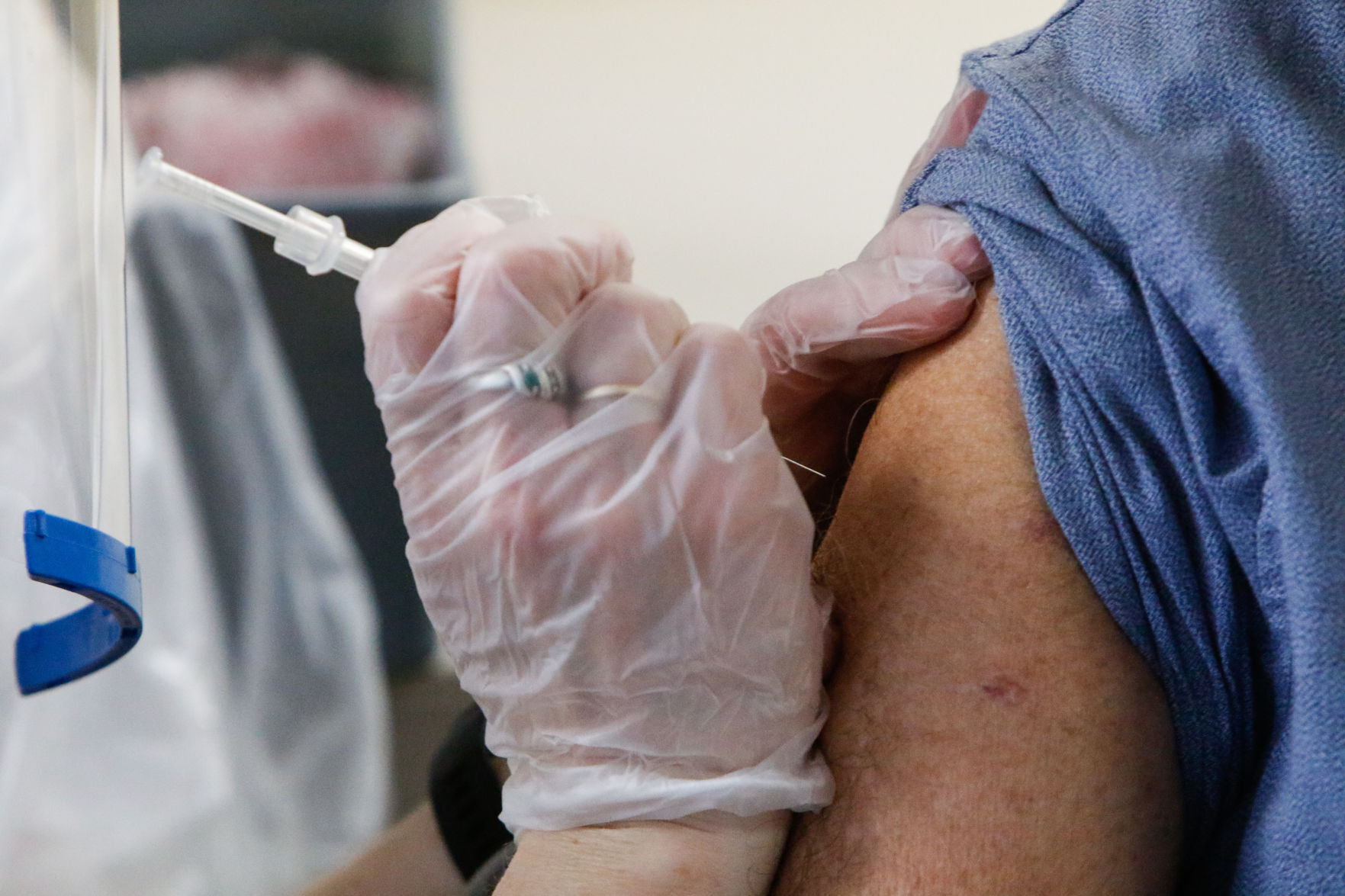 COVID-19 vaccine administered at AHEPA apartments